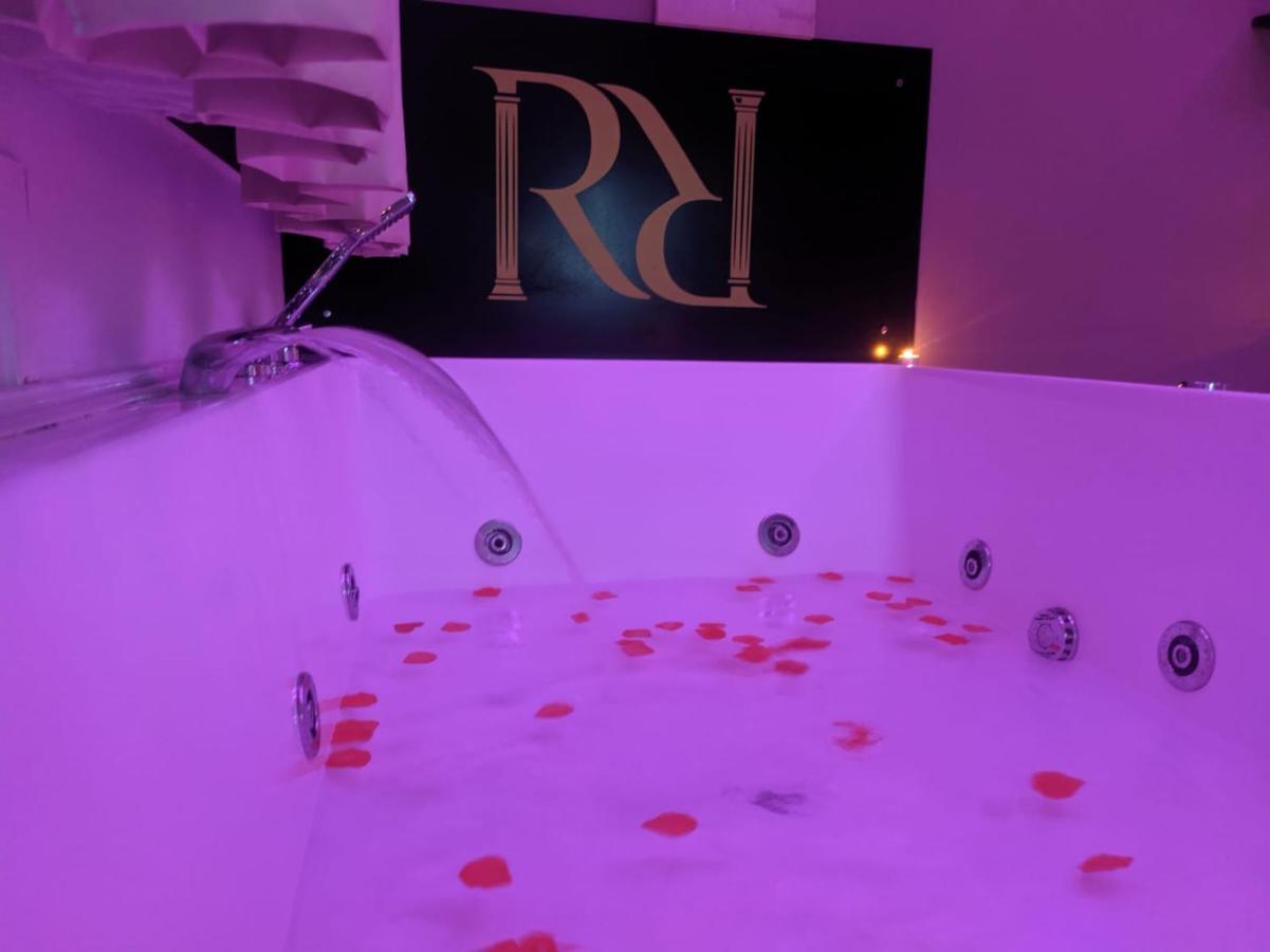 Royalty Rooms & Spa Napoli Esterno foto