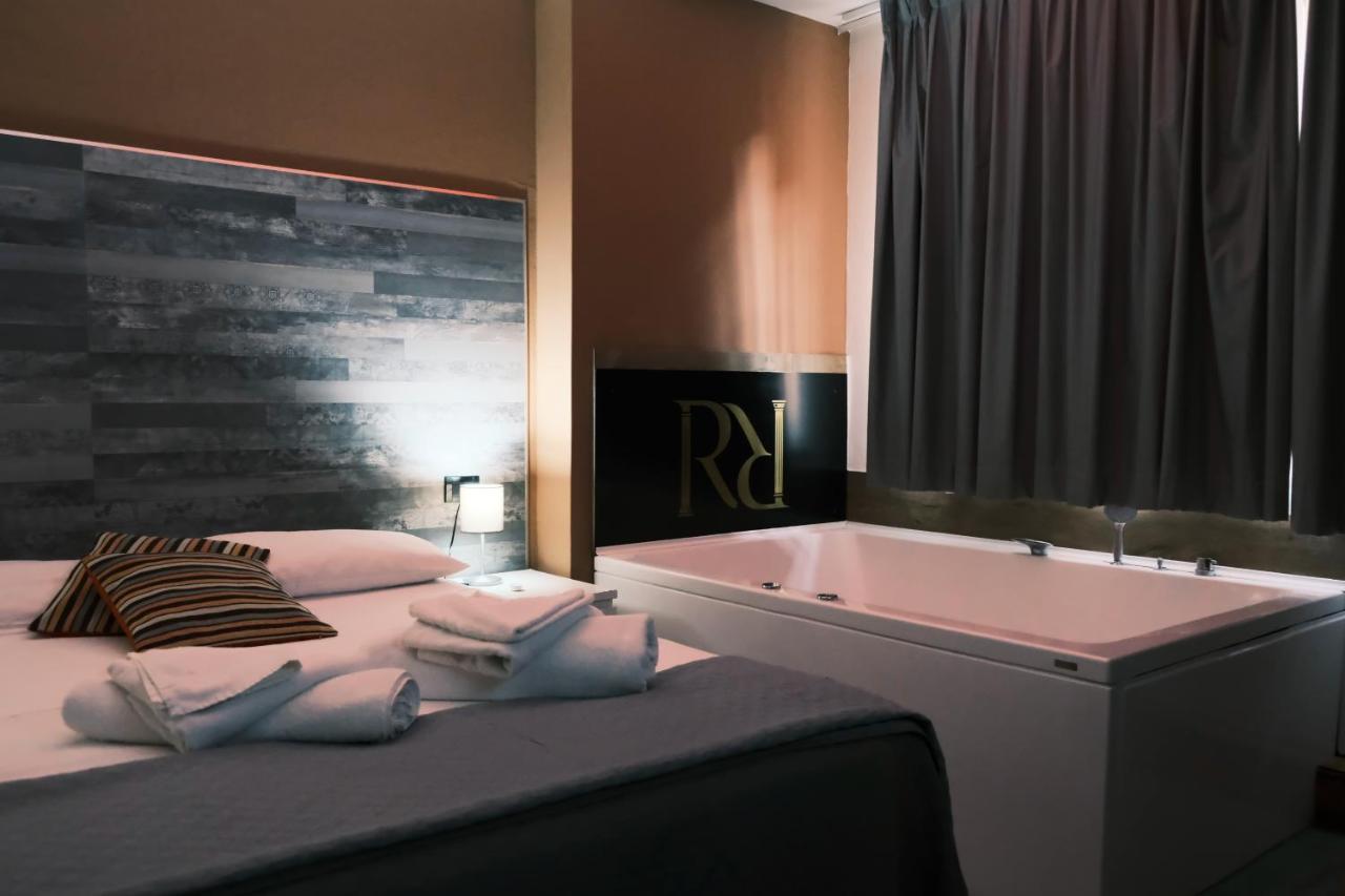 Royalty Rooms & Spa Napoli Esterno foto