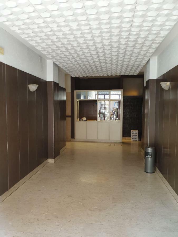 Royalty Rooms & Spa Napoli Esterno foto