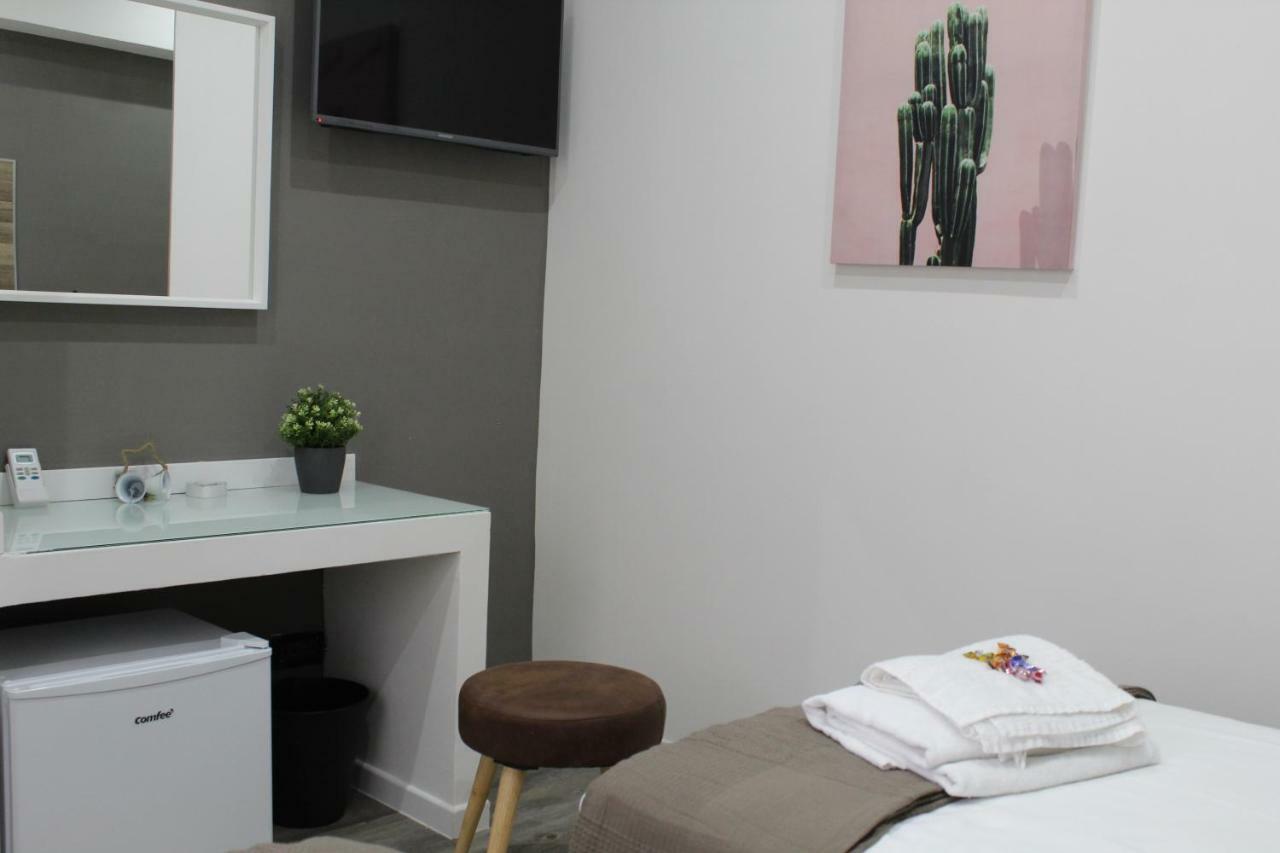 Royalty Rooms & Spa Napoli Esterno foto